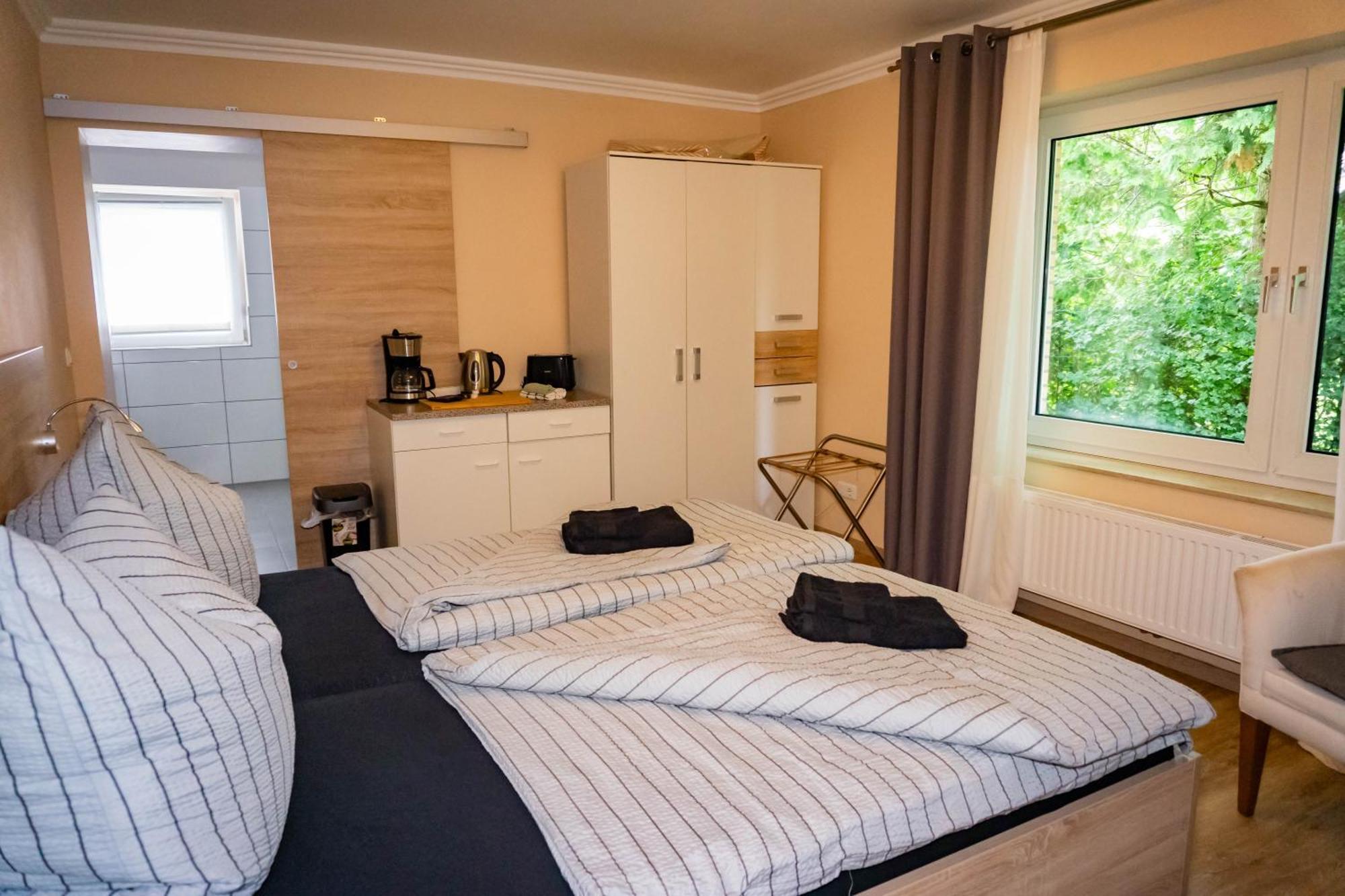 Haus Strandlust- Gemuetliches Studio Direkt Am Duemmer Apartment Lembruch Exterior foto